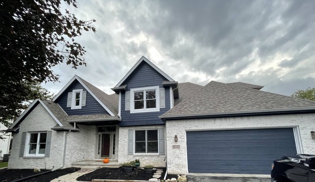 Beautiful 4 Bed, Game Room, Fire Pit, Backyard