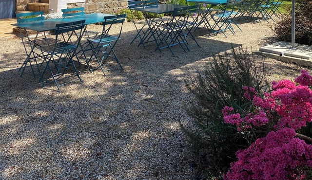 Beautiful 4 bed Manor House in stunning location sleeps 8