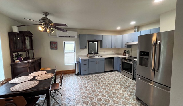 Beautiful 4-bedroom historic building in the heart of the Four Corners
