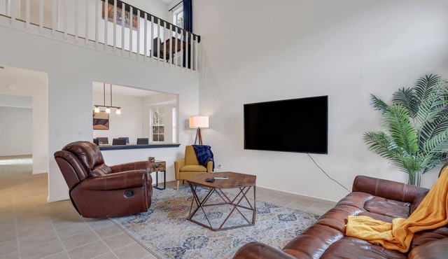 Beautiful 4 Bedroom Home near Wormsloe! Gameroom!