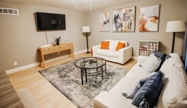 Beautiful 4 Bedroom Home - Family Occasion Ready