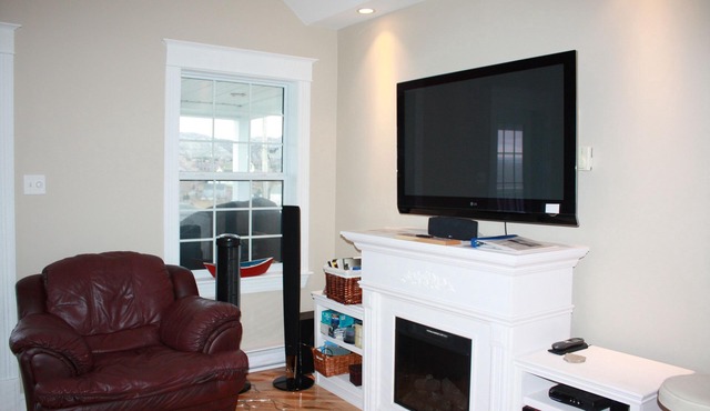 Beautiful 4 bedroom Home Overlook Brigus Harbour