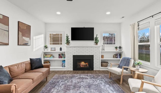 Beautiful 4-bedroom house with AC in tranquil Yakima