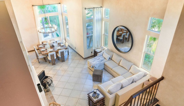 Beautiful 4-Bedroom Home with Lovely Pool in Chula Vista