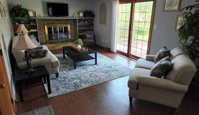 Beautiful 4-bedroom, half a block from downtown St. Mary's