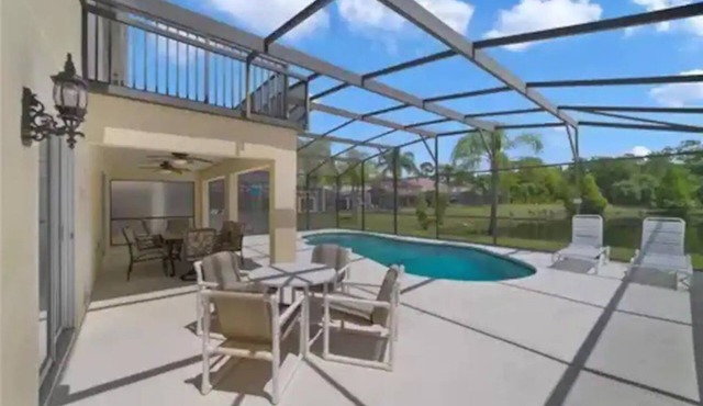 Beautiful 4 bedroom villa with private pool near Disney