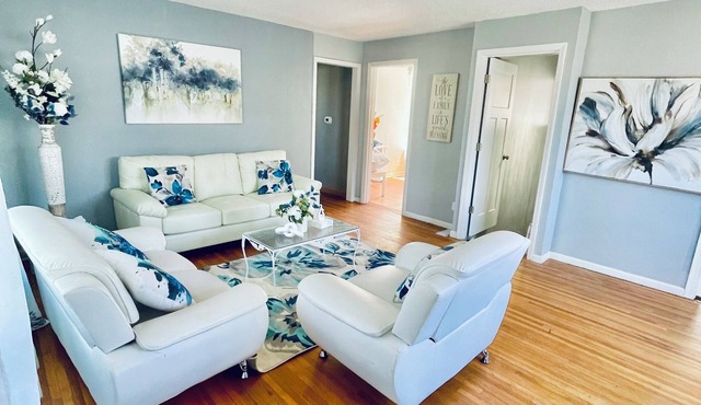 Beautiful 4 bedrooms House across from 3M company