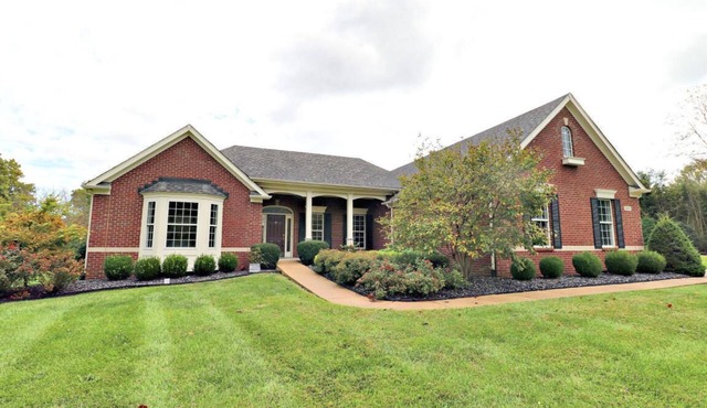 Beautiful 4 BR, 4.5 Bath, Executive Home w In Ground Pool & Handicap Accessible!
