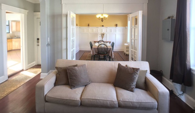 Beautiful 4 BR, mins to Time Square, Private Entrance, Parking