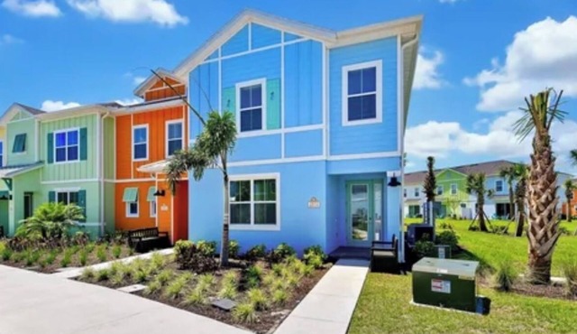 Beautiful 4BR 3BR cottage with AC in Kissimmee near Disney World