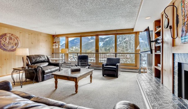 Beautiful 4Br Condo-Decatur 1789-Kids Ski Free! condo