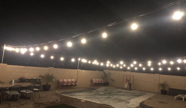 Beautiful 5 bed 3.5 bath with pool and sunset view