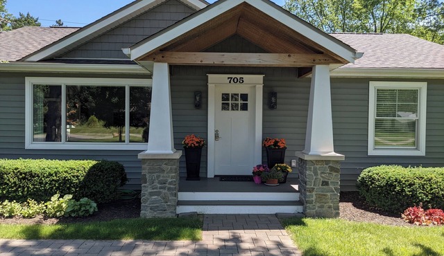 Beautiful 5-bedroom house with AC in lovely Auburn Hills