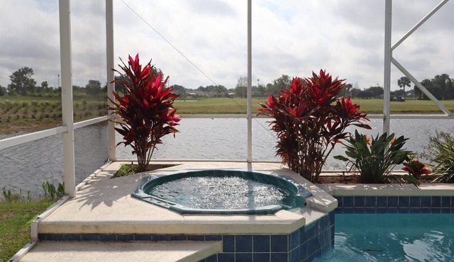 Beautiful 5 Bedroom home near Disney World