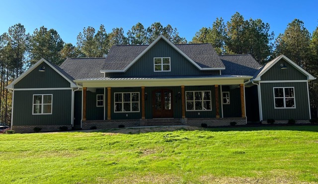 Beautiful 5 bedroom home 11 miles from U.S. Open.