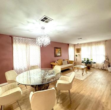 Beautiful 5-bedroom house with AC in Moreno Valley