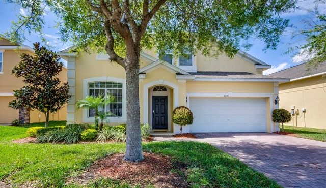 Beautiful 5 Bedroom Villa with Scenic View