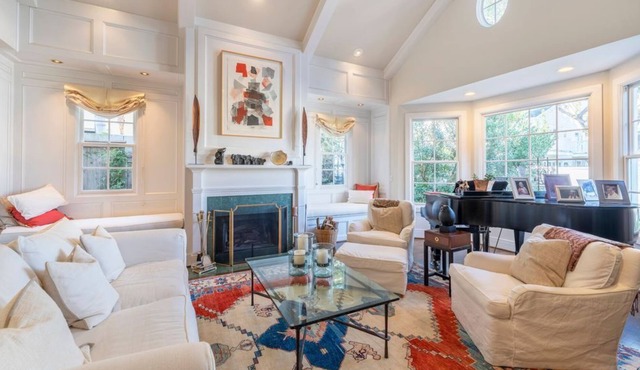 Beautiful 5 Br. Single family L-(581886) by Houzlet