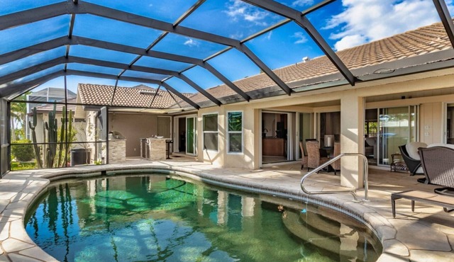Beautiful 5 Star Villa with Private Pool on the Prestigious Charlotte Harbor
