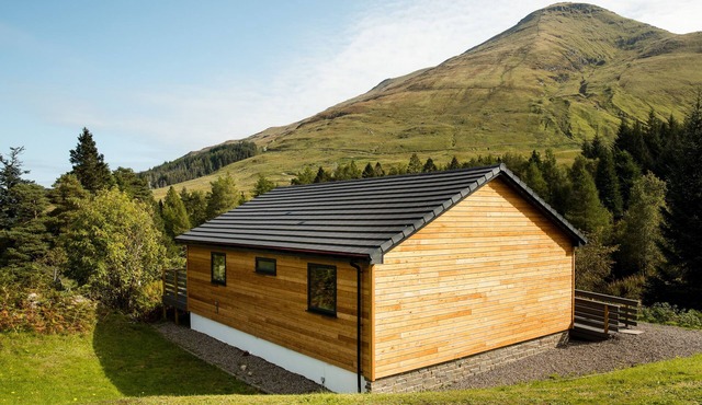 Beautiful 5 star, 2 bedroom, 2 bathroom chalet with stunning views and wood burning stove