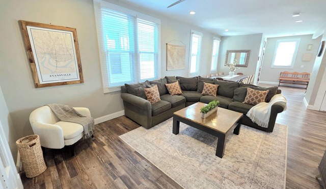 Beautiful 5BR/3BA Home + Game Room + Fire Pit, Prime Location