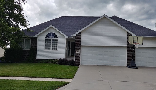 Beautiful 5BR, 3BA home, close proximity to I-80