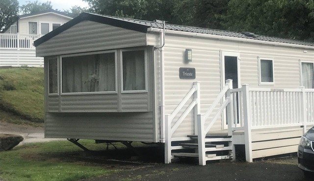 Beautiful 6 Birth Static Carson in Longridge