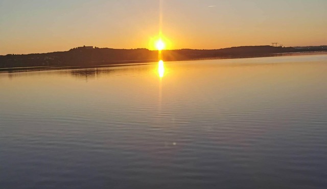 Beautiful 90m2 villa in quiet location with garden & parking 10mn from beaches (by car)