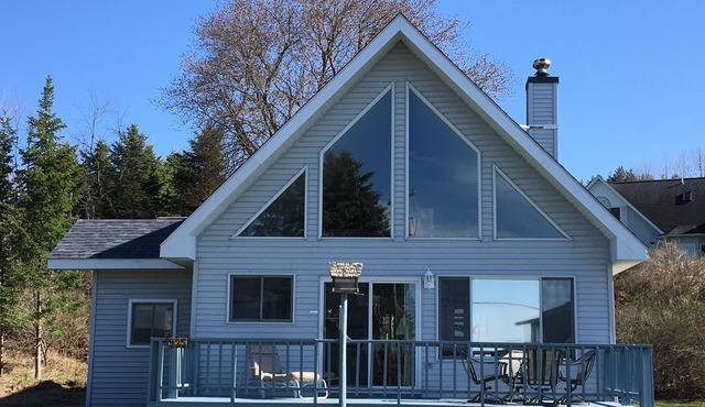 BEAUTIFUL A-FRAME IN QUIET AREA, one block from Lake Charlevoix