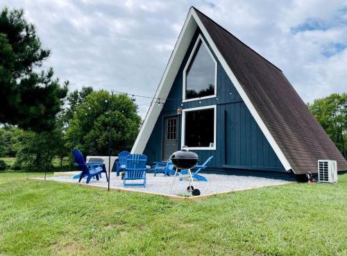Beautiful A-frame with Hot-tub in Makanda, Illinois
