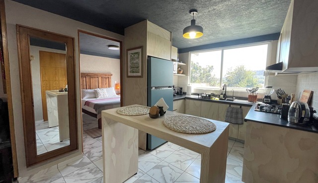 Beautiful accommodation, terrace overlooking Lake Patzcuaro, WiFi, rooftop terrace