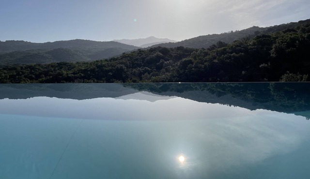 Beautiful air-conditioned villa with heated pool on porticcio in south Corsica