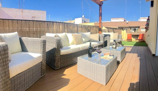 BEAUTIFUL AND BRIGHT PENTHOUSE WITH TERRACE near the Center
