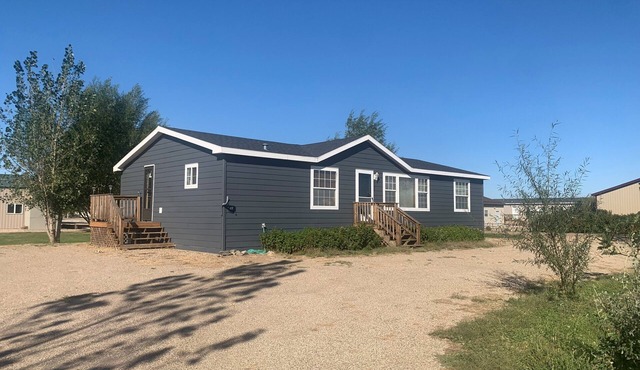Beautiful and cozy 3 bedroom home, perfect for a family get away.