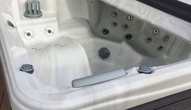 Beautiful and cozy 4bedroom 2.5bath walk to uptown Concord. large oak trees