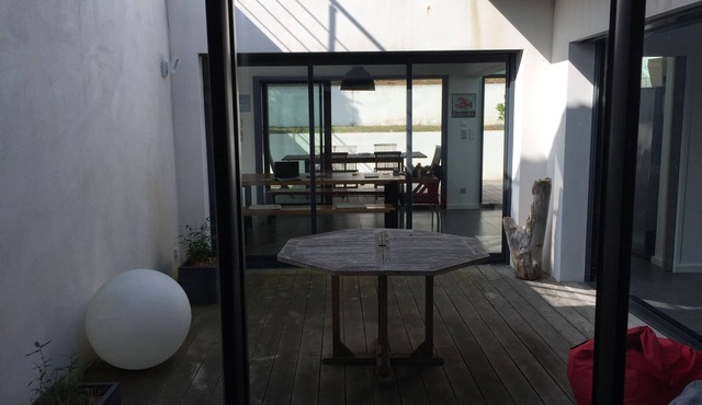 Beautiful and large architect house near the beach