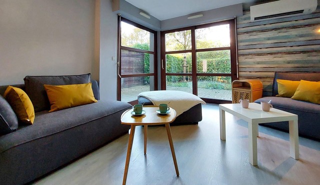 Beautiful and modern apartment with a large window front.