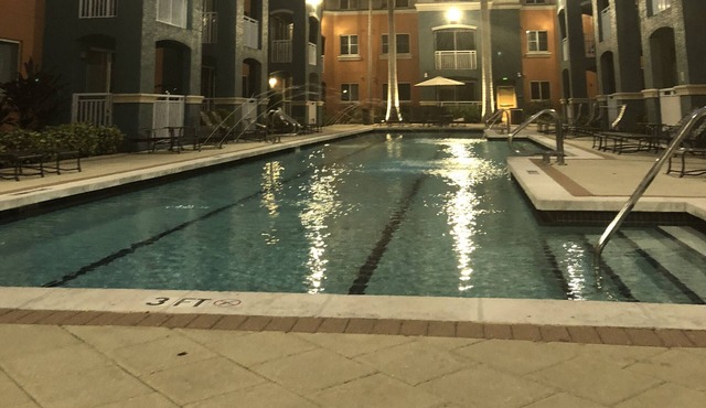 Beautiful and modern apartment, nice and in the building, gym.