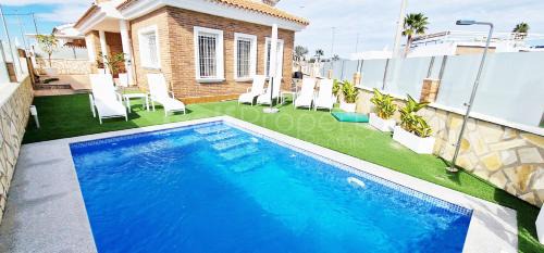 Beautiful and Peacefull 3 Bed Villa with Private Pool, AC, Wi-Fi