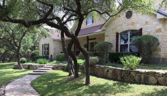 Beautiful and Private Hill Country Home with Great View on 4 lovely acres!