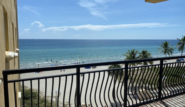 Beautiful And Private Oceanfront Condo Directly on Hollywood Beach Boardwalk