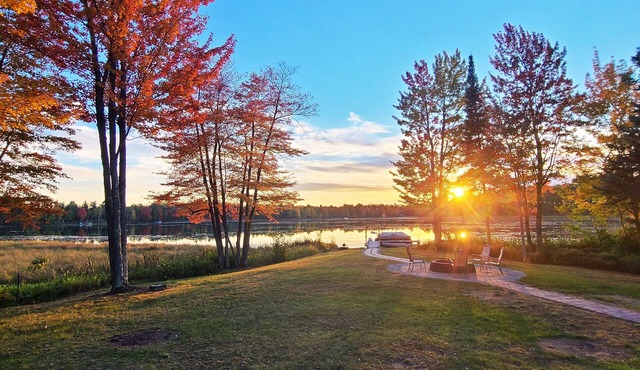 Beautiful and relaxing house on Long Lake
