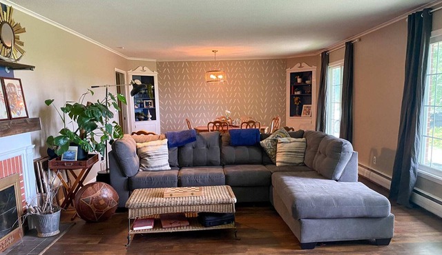 Beautiful and Secluded Full Home in North Moorhead