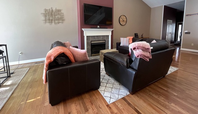 Beautiful and Spacious in the Valley - Near Roanoke, Radford, VT. 3400+ sqft