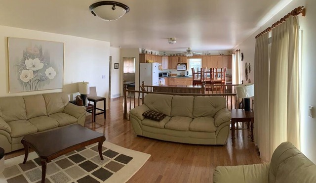 Beautiful and Spacious Bayfield Cottage !