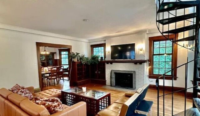 Beautiful and Spacious 3BR plus Garage