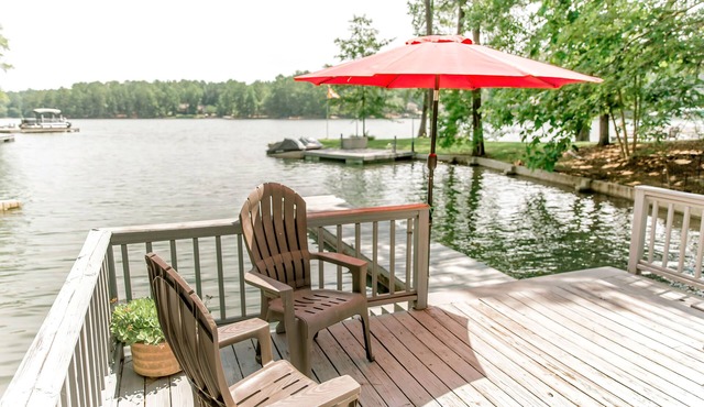 Beautiful and Spacious home on the Lake! nSpring and Summer dates available!