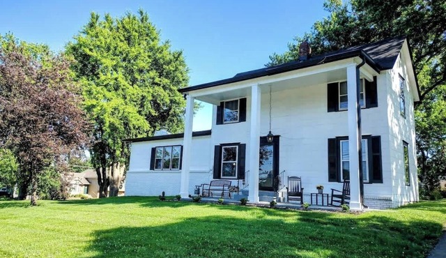 Beautiful and Spacious 1908 Modern Farmhouse