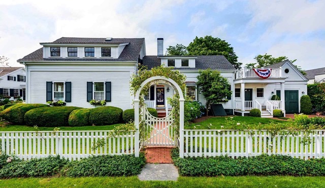 Beautiful antique home in downtown Edgartown.