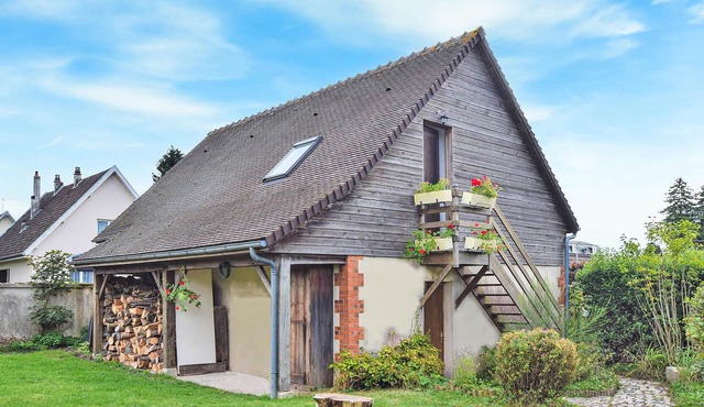 Beautiful apartment in Le Mesnil-Esnard with WiFi